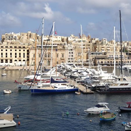 Entire Senglea Seaview Town House Villa ภายนอก รูปภาพ