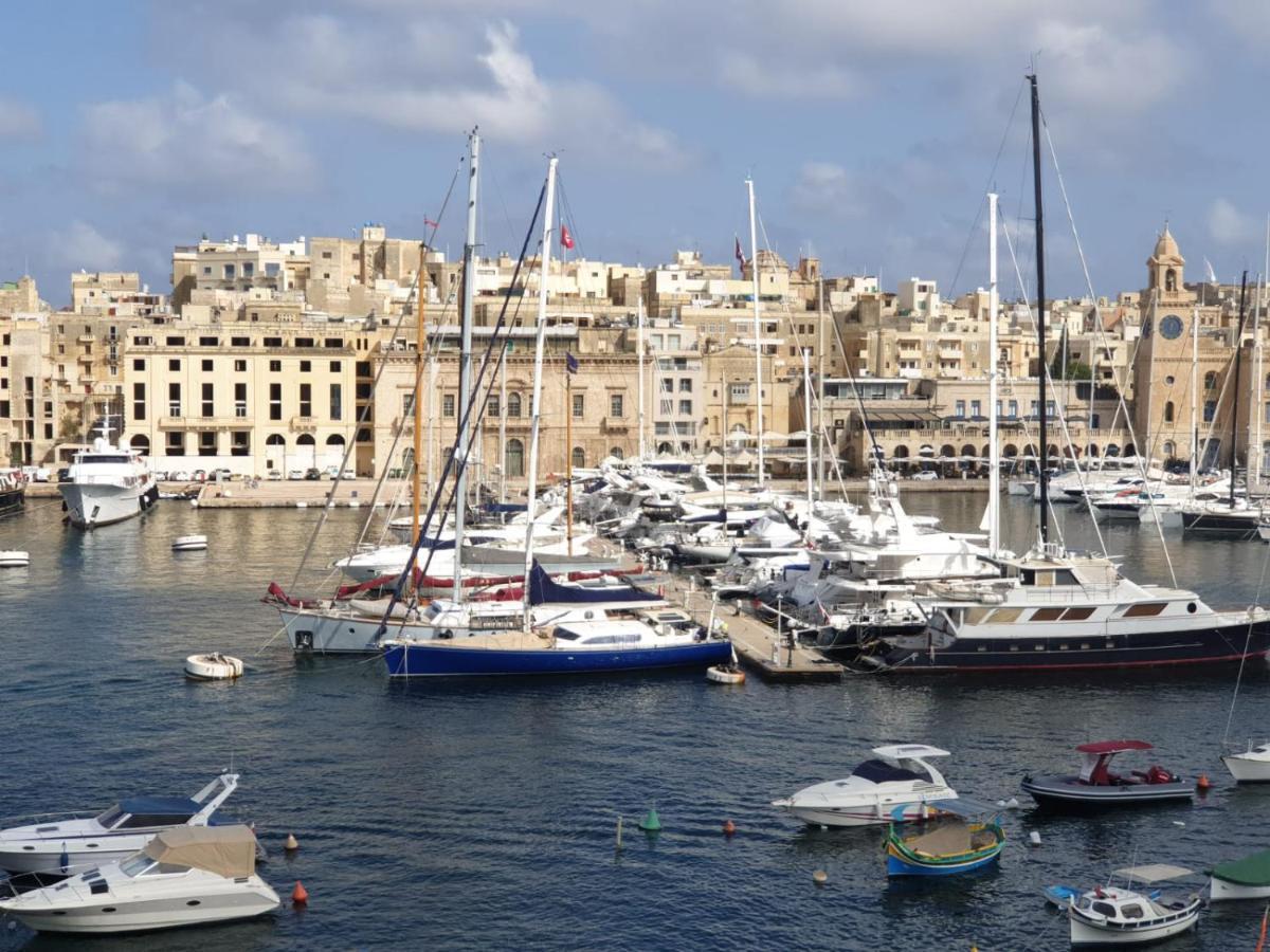 Entire Senglea Seaview Town House Villa ภายนอก รูปภาพ