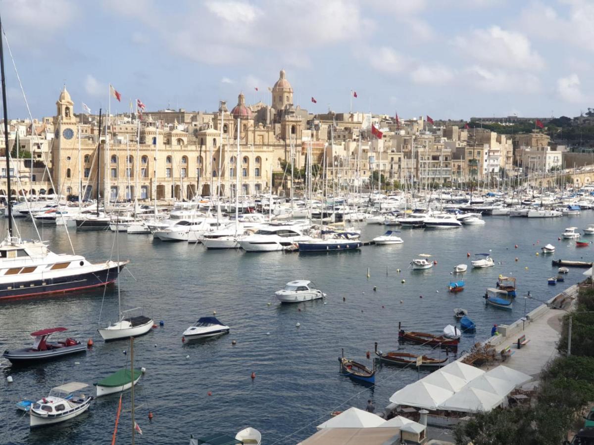 Entire Senglea Seaview Town House Villa ภายนอก รูปภาพ
